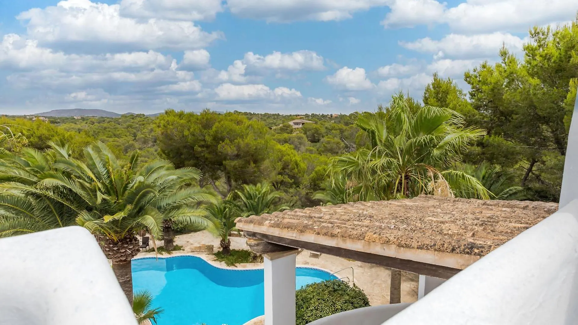 Apartment Oasis Cala Santanyi With Shared Pool