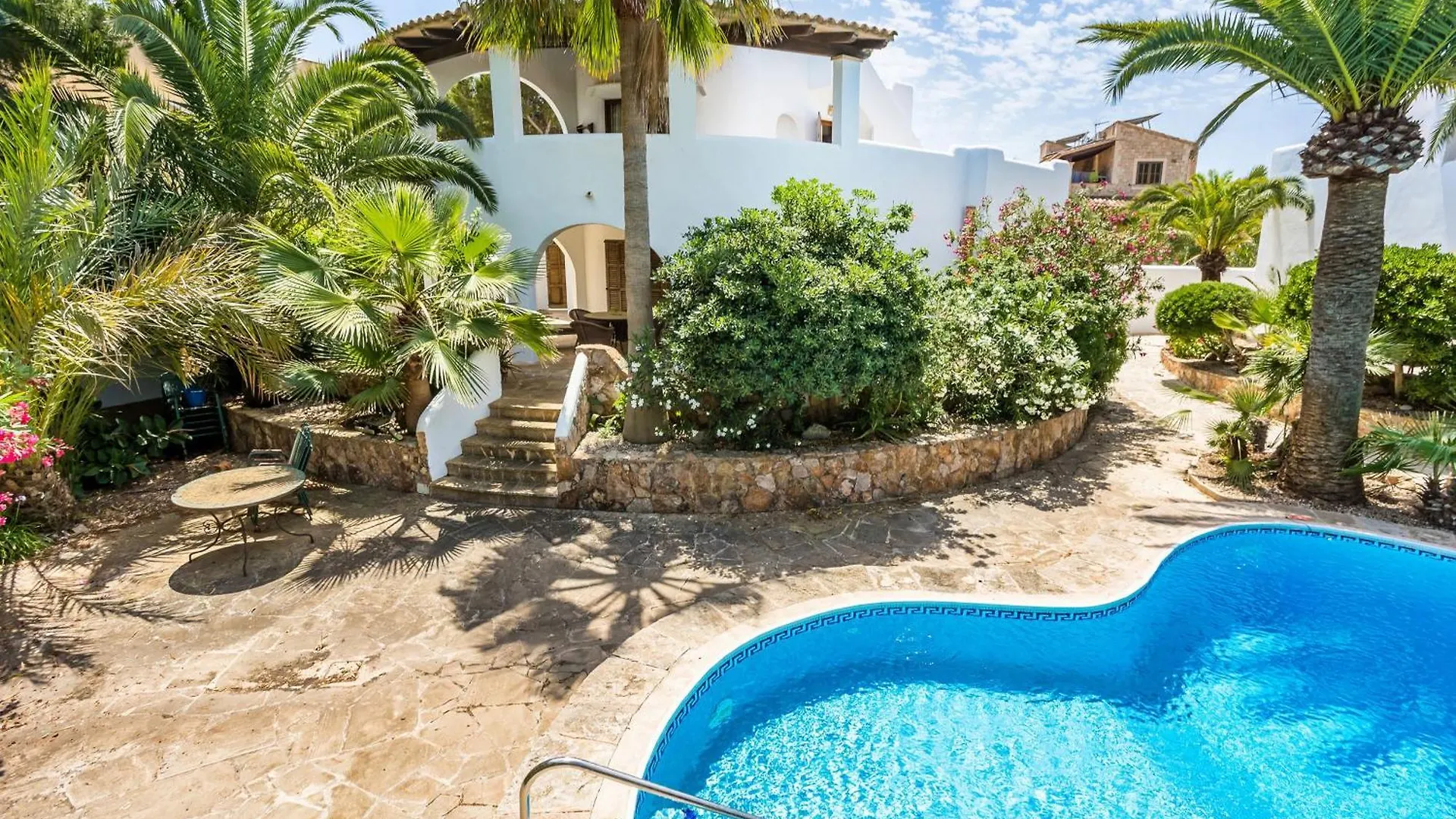 Apartment Oasis Cala Santanyi With Shared Pool