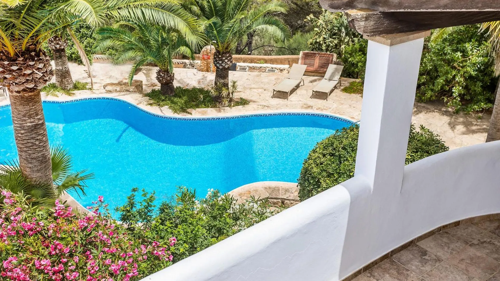 Apartment Oasis Cala Santanyi With Shared Pool